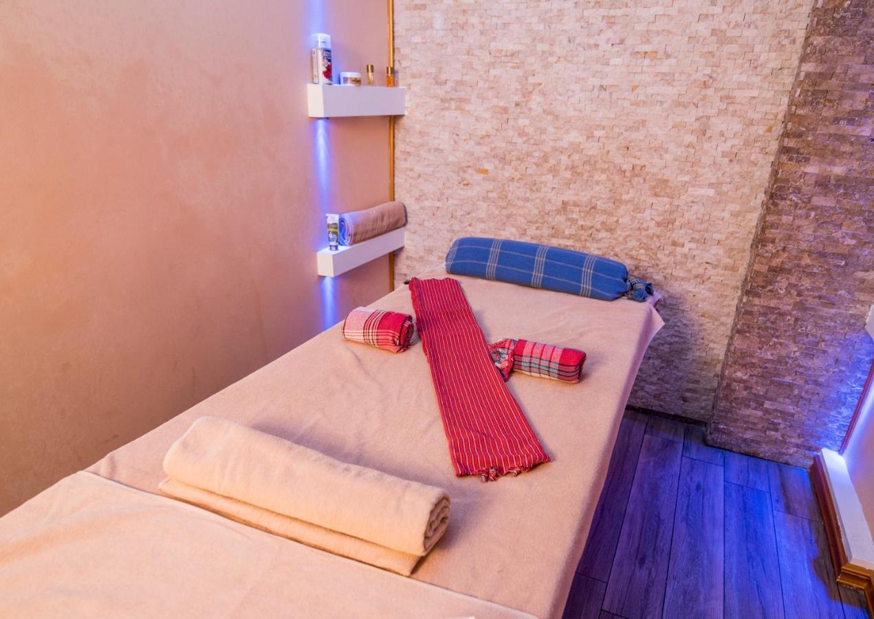 Midmar Deluxe Hotel Истанбул Екстериор снимка