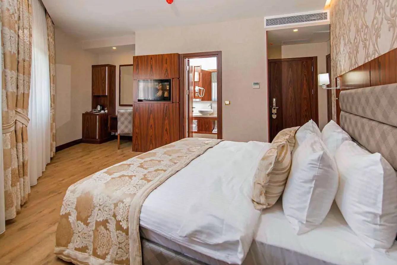 Midmar Deluxe Hotel Истанбул Екстериор снимка